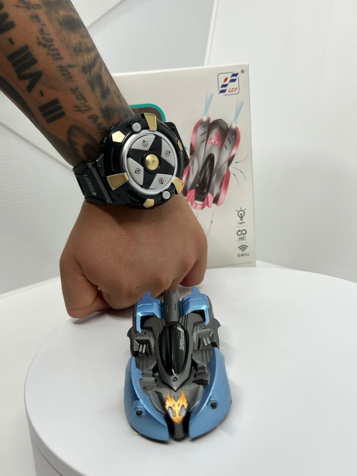 Gray helmet for bikers